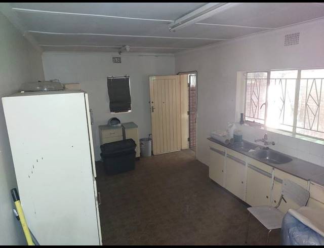 3 BEDROOM HOUSE FOR SALE IN DANVILLE